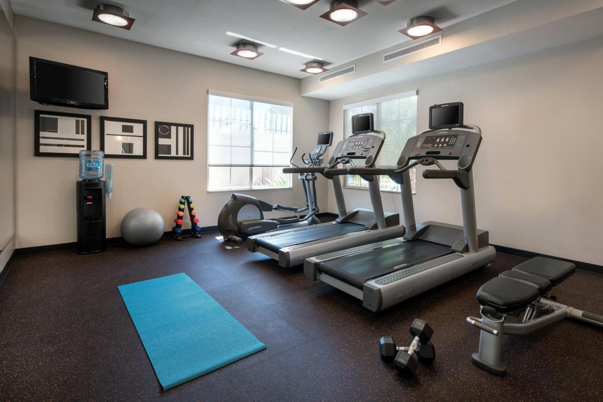 Towneplace Suites By Marriott San Diego Carlsbad / Vista Dış mekan fotoğraf