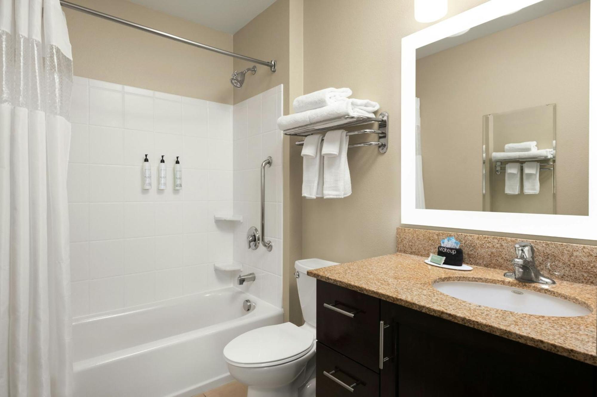 Towneplace Suites By Marriott San Diego Carlsbad / Vista Dış mekan fotoğraf